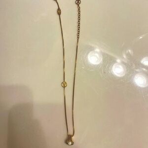 Louis Vuitton pearl necklace